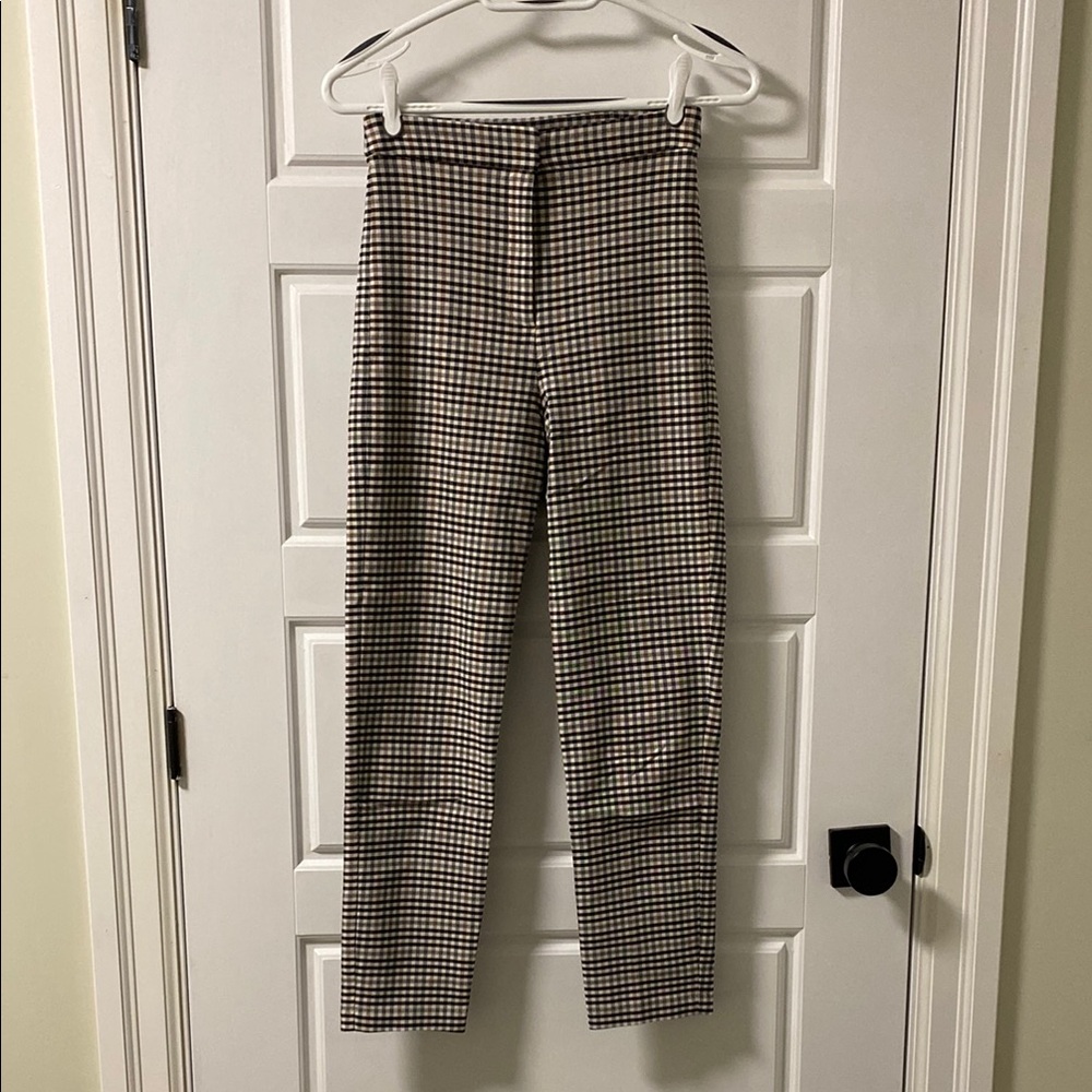 Dynamite Checkered Ankle Pants